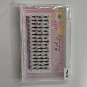 NEW Unopened False Eyelashes Set with Black Lashes